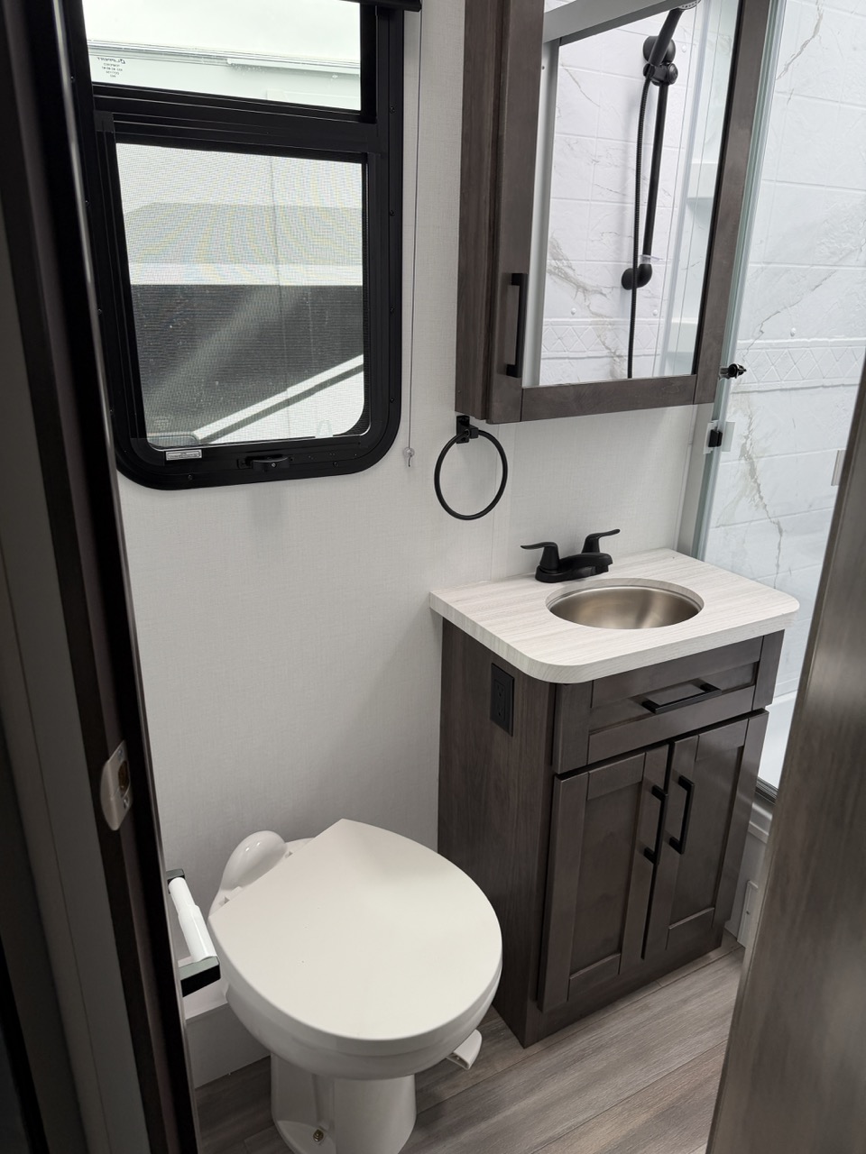 2026 Entegra Coach Odyssey 24B - Image 14