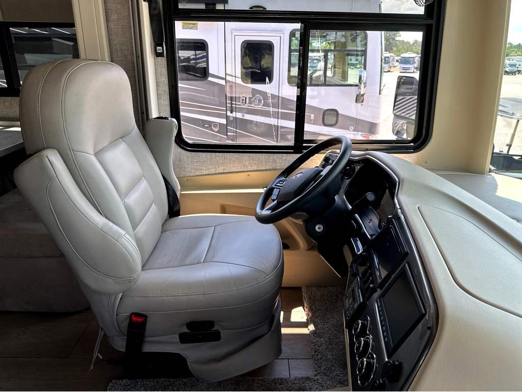 2019 TIFFIN ALLEGRO 34 PA - Image 30