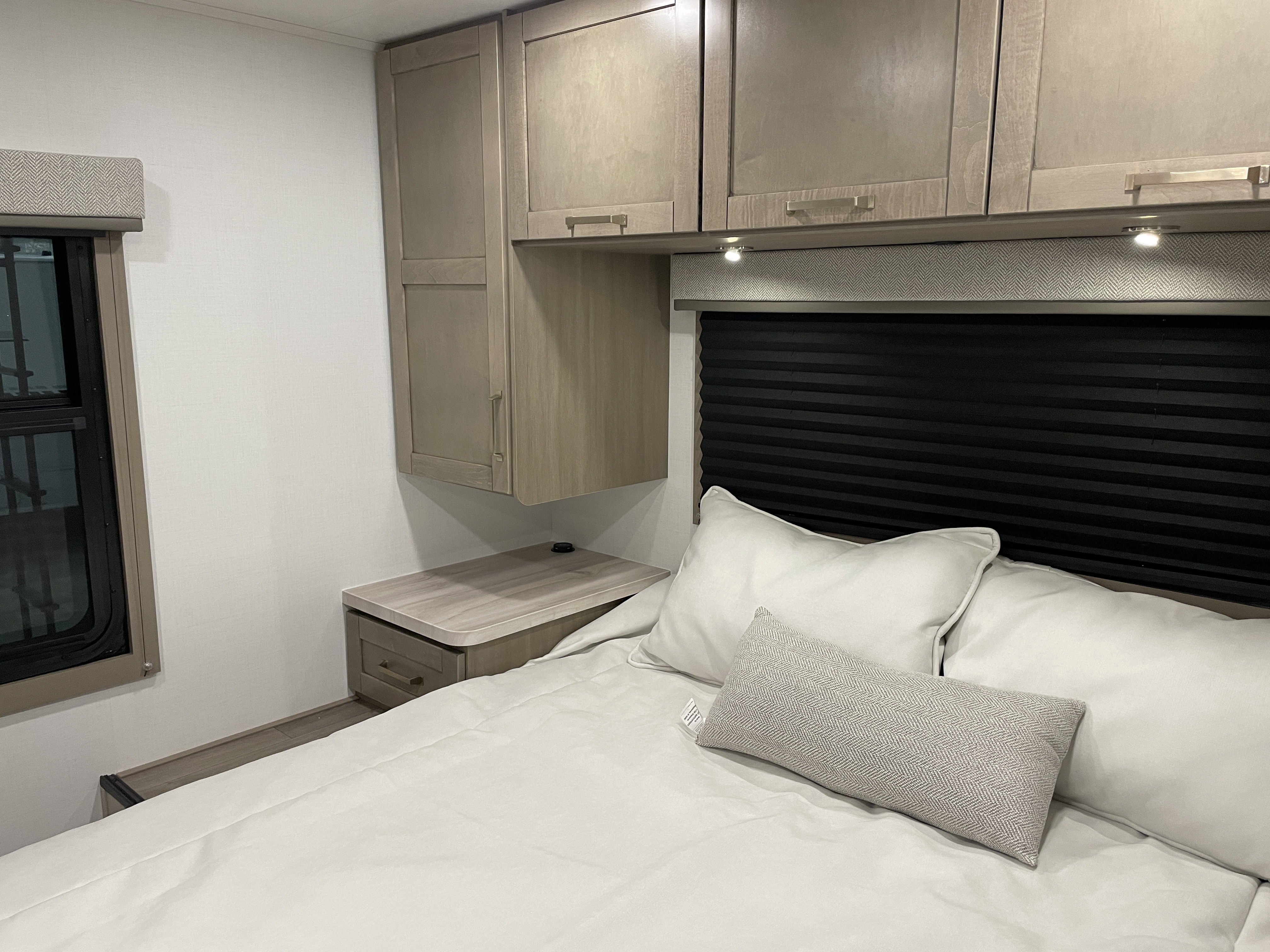 2027 Jayco Redhawk 27G - Image 28