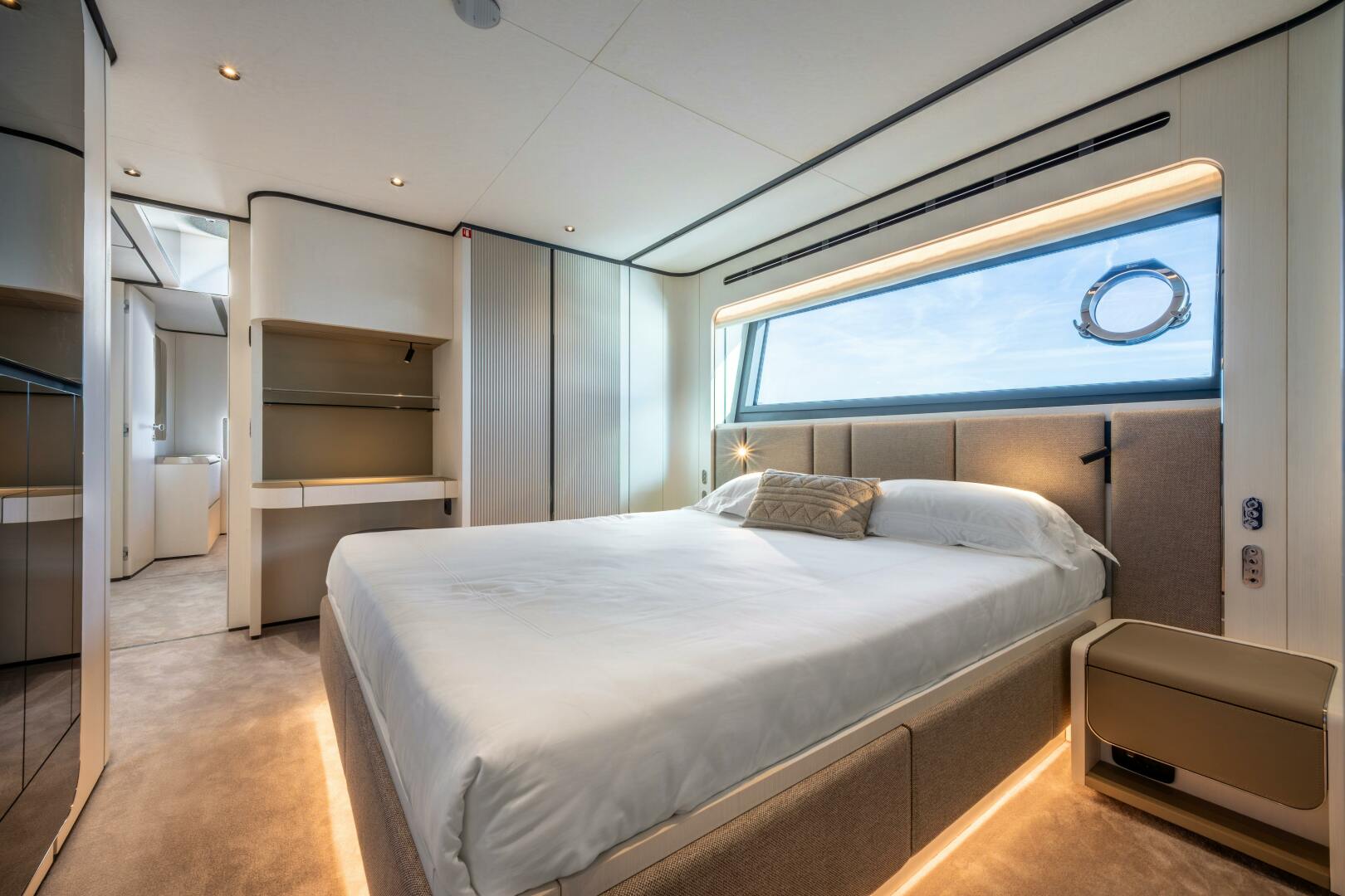 2025 Ferretti Yachts Ferretti 940 - Image 28