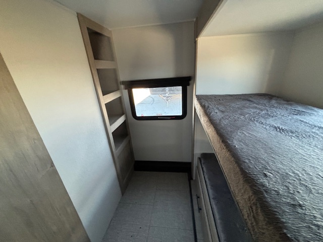 2025 Grand Design Imagine XLS 22BHE - Image 17