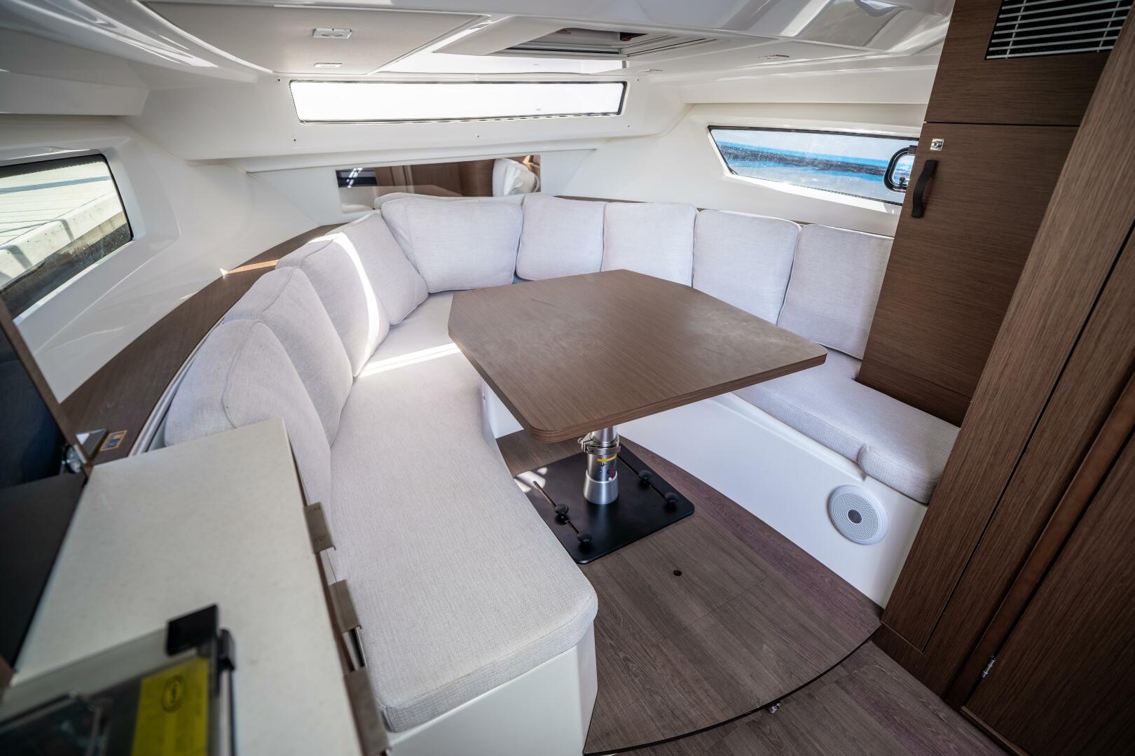 2019 Chaparral 21 H2O Sport - Image 179