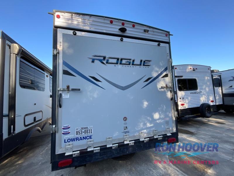 2021 FOREST RIVER VENGEANCE M25V - Image 5