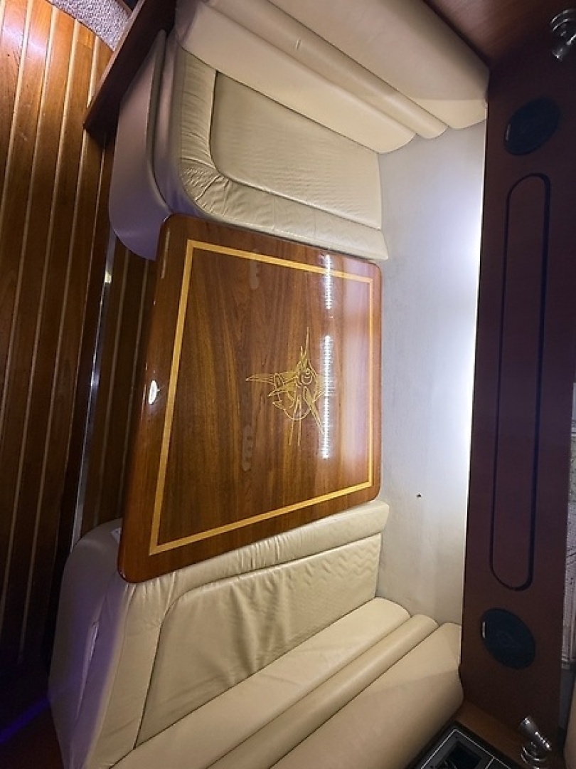 2003 Pursuit - Image 12