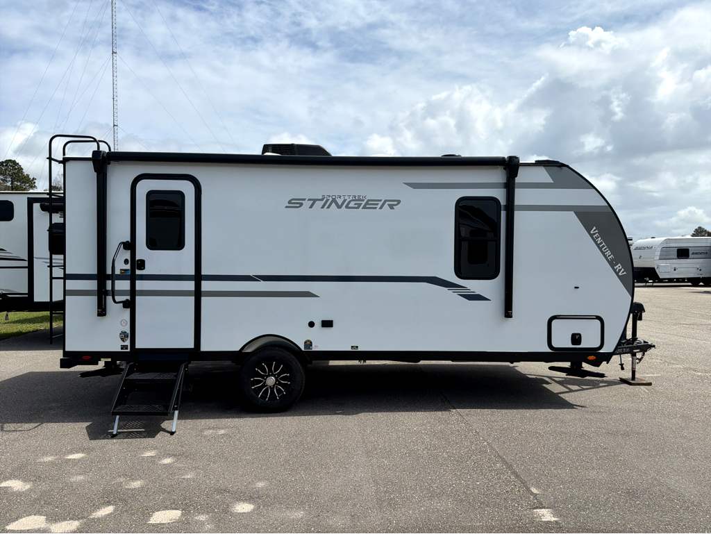 2026 VENTURE RV SPORTTREK STINGER 181VRK - Image 8