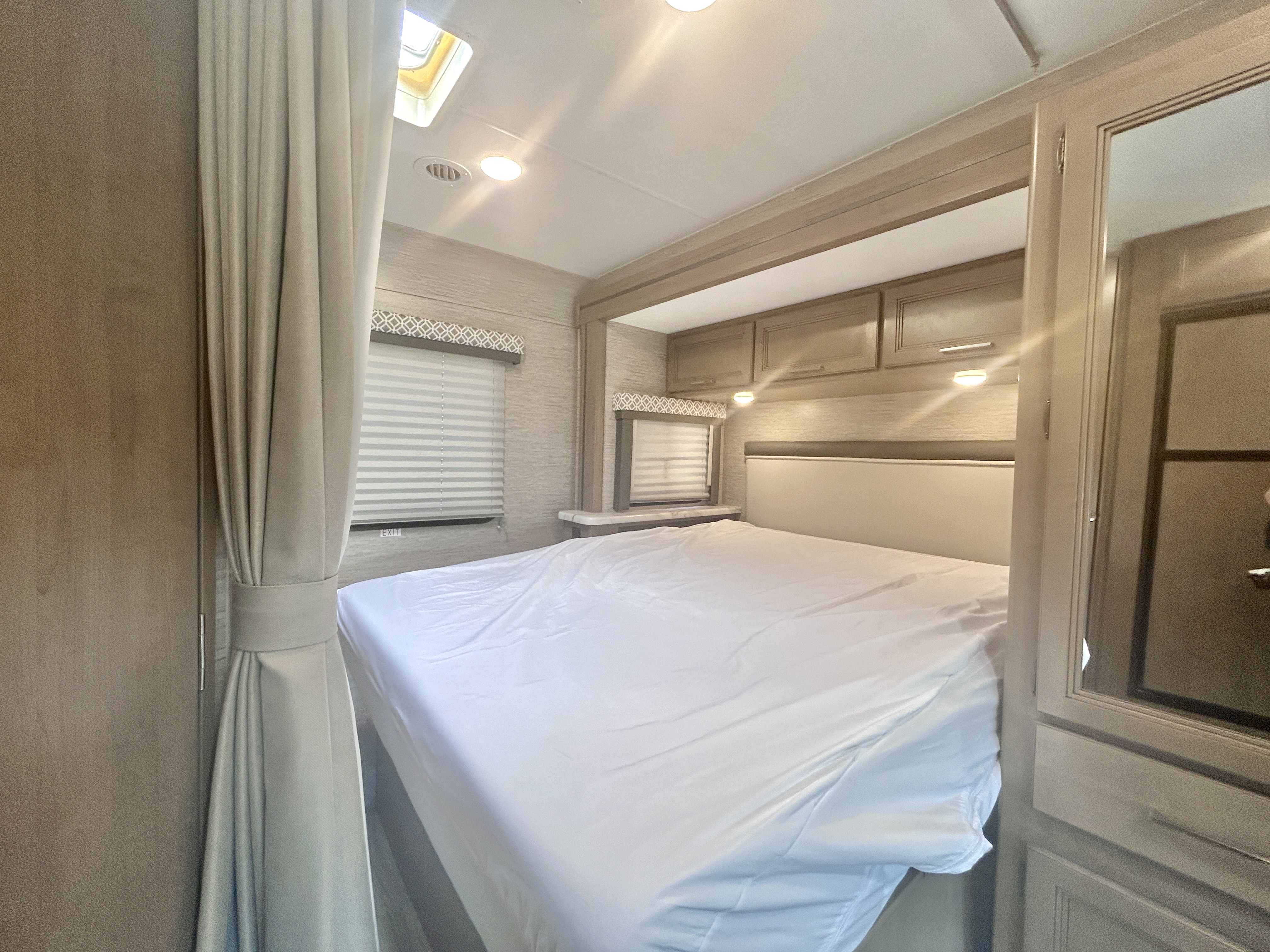 2022 Thor Motor Coach Coleman 24CM - Image 11