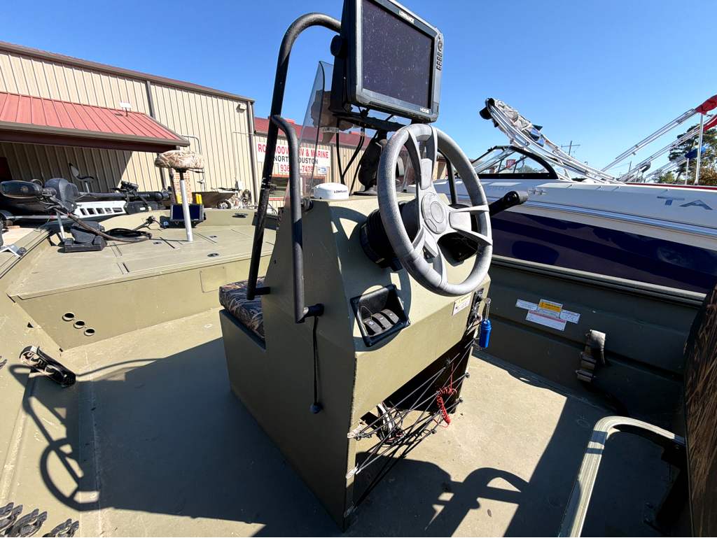 2021 LOWE ROUGHNECK 2070CC - Image 26