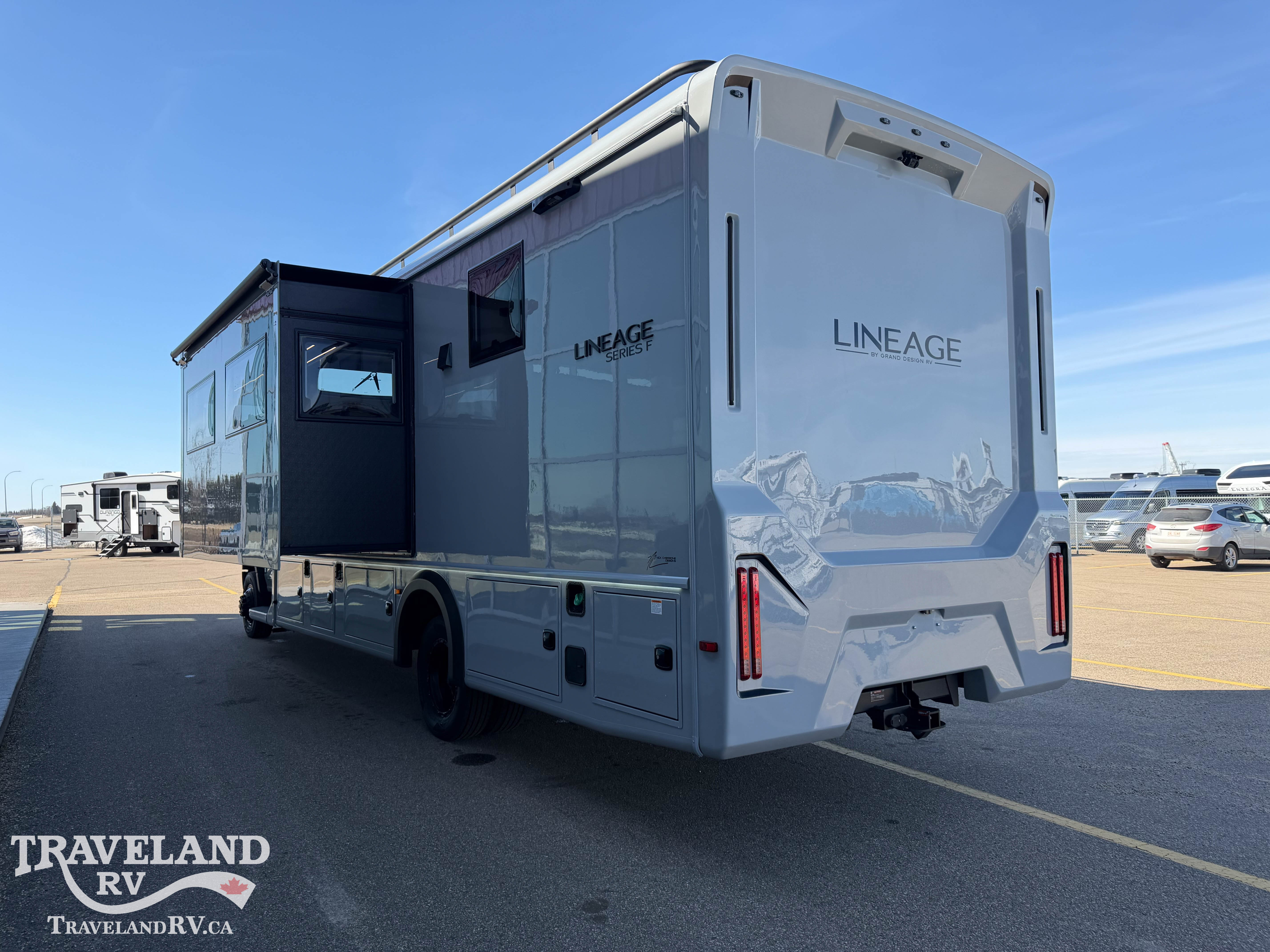 2026 Grand Design Lineage Series F 31ZW - Image 12