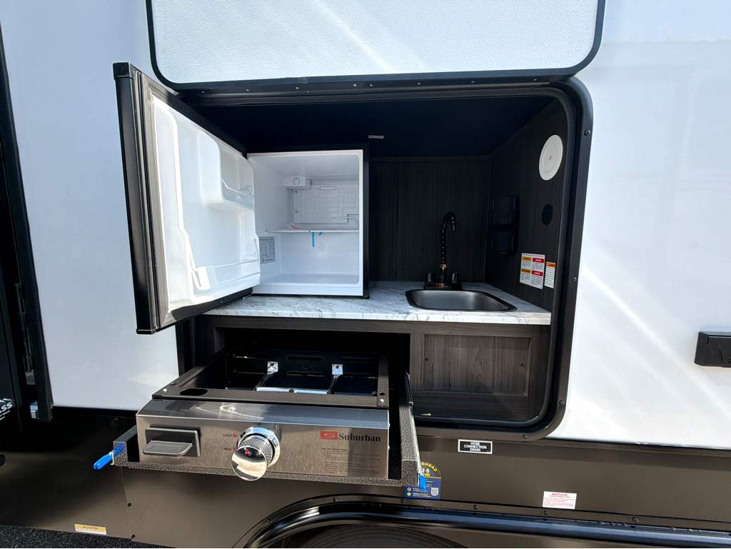 2027 VENTURE RV SPORTTREK 312VTB - Image 6