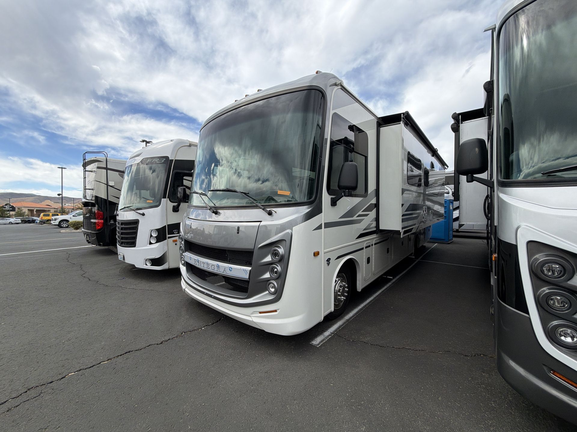 2027 Entegra Coach Vision 29S - Image 4