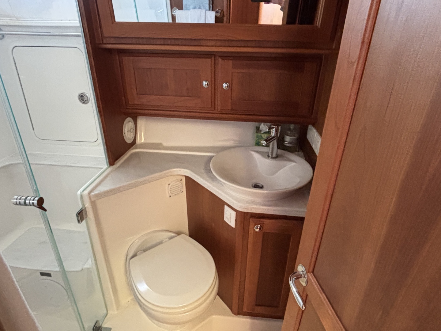 2019 Sabre 45 Express - Image 23