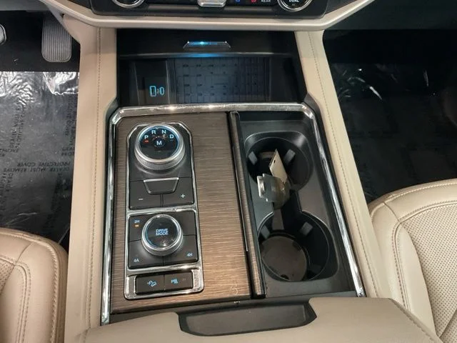 2024 Ford Expedition Utility 4D Limited 4WD V6 Turbo - Image 19