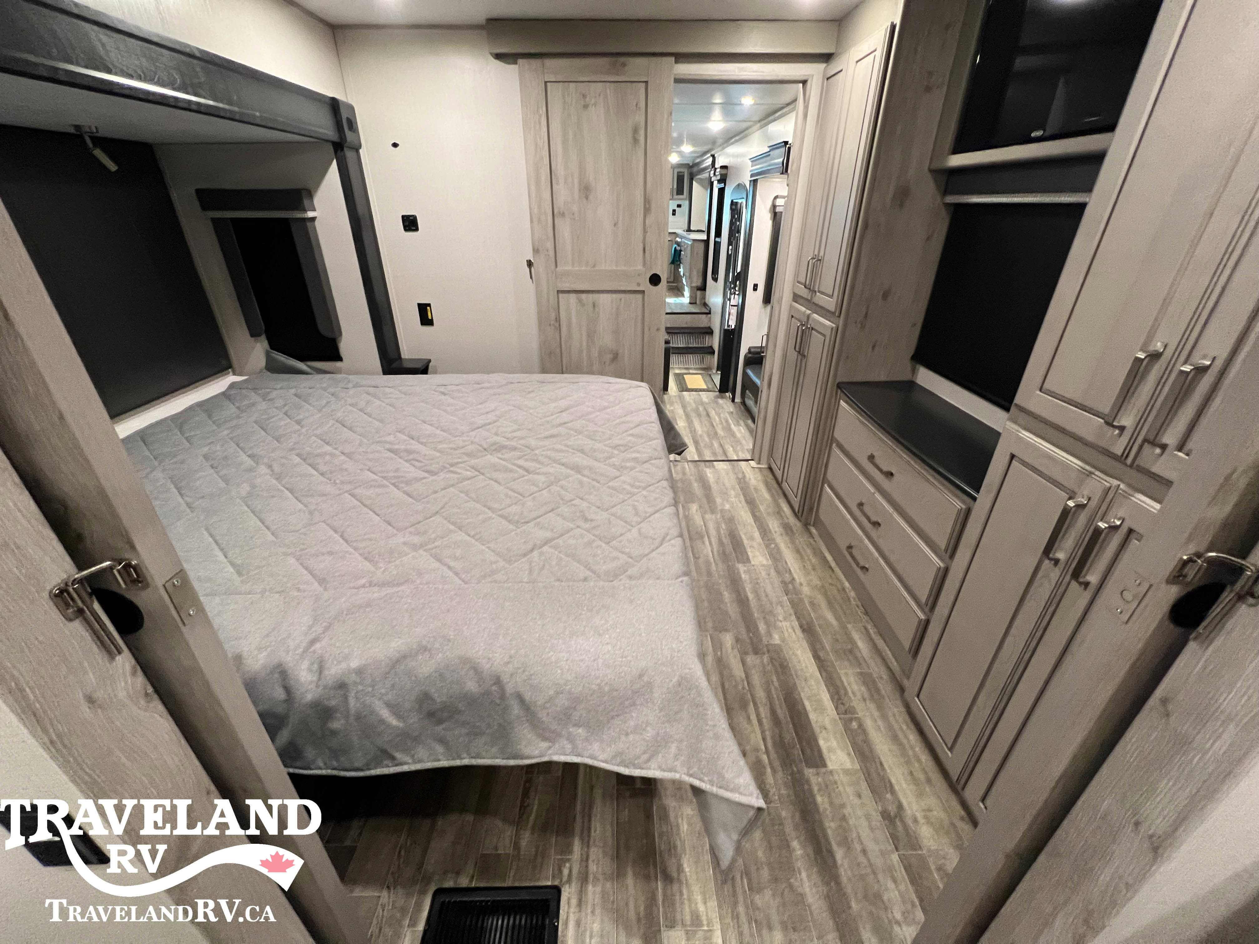 2022 Keystone Alpine 3790FK - Image 18