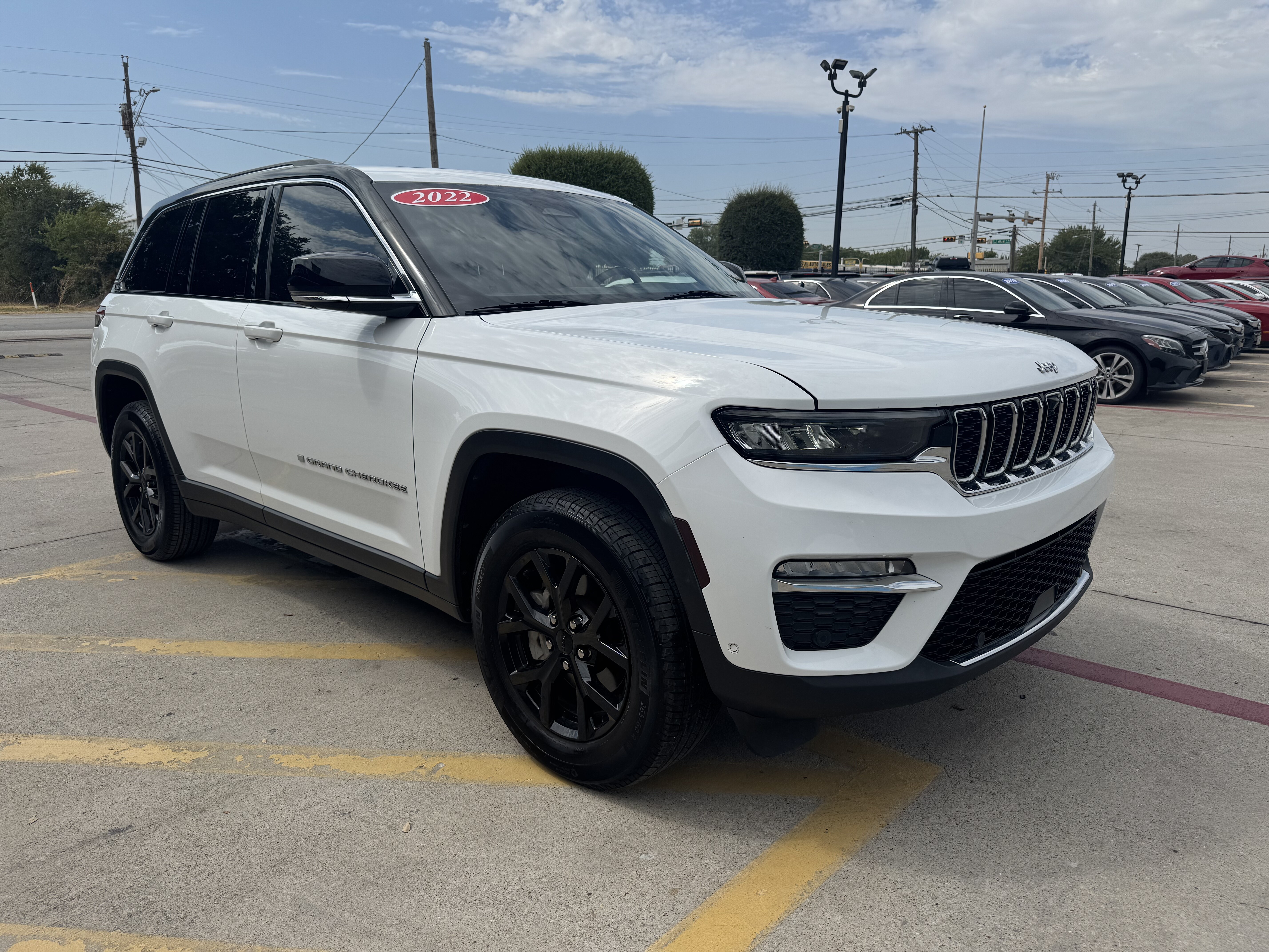 2022 Jeep Grand Cherokee Utility 4D Limited 2WD - Image 4