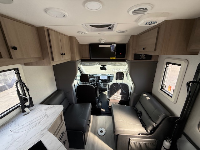 2026 SUNSEEKER 2380 AFT - Image 13