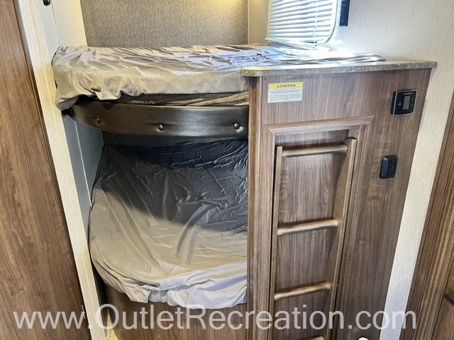 2018 Heartland Pioneer PI BH 270 - Image 11