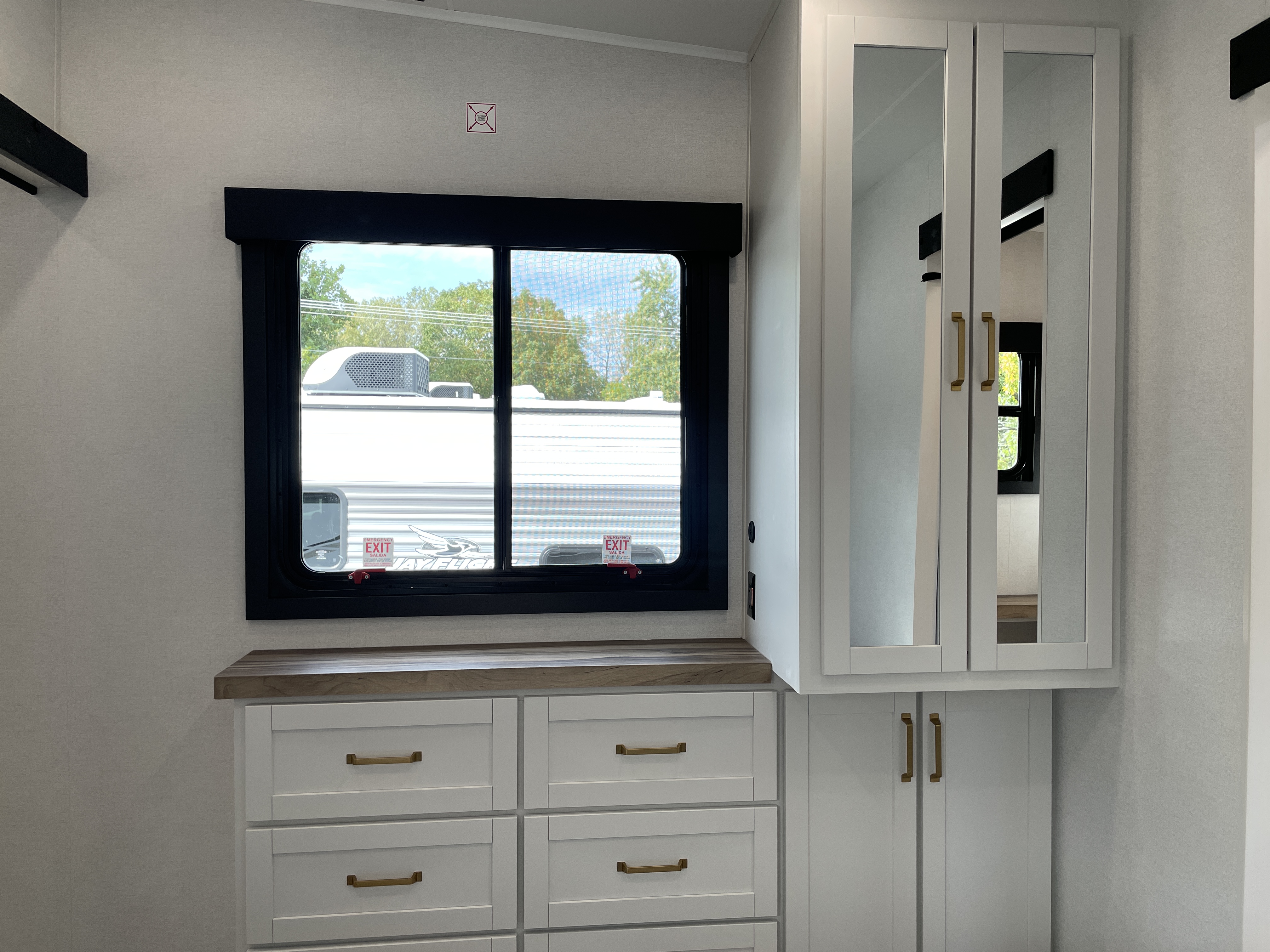 2027 Jayco Eagle 367TBTS - Image 29