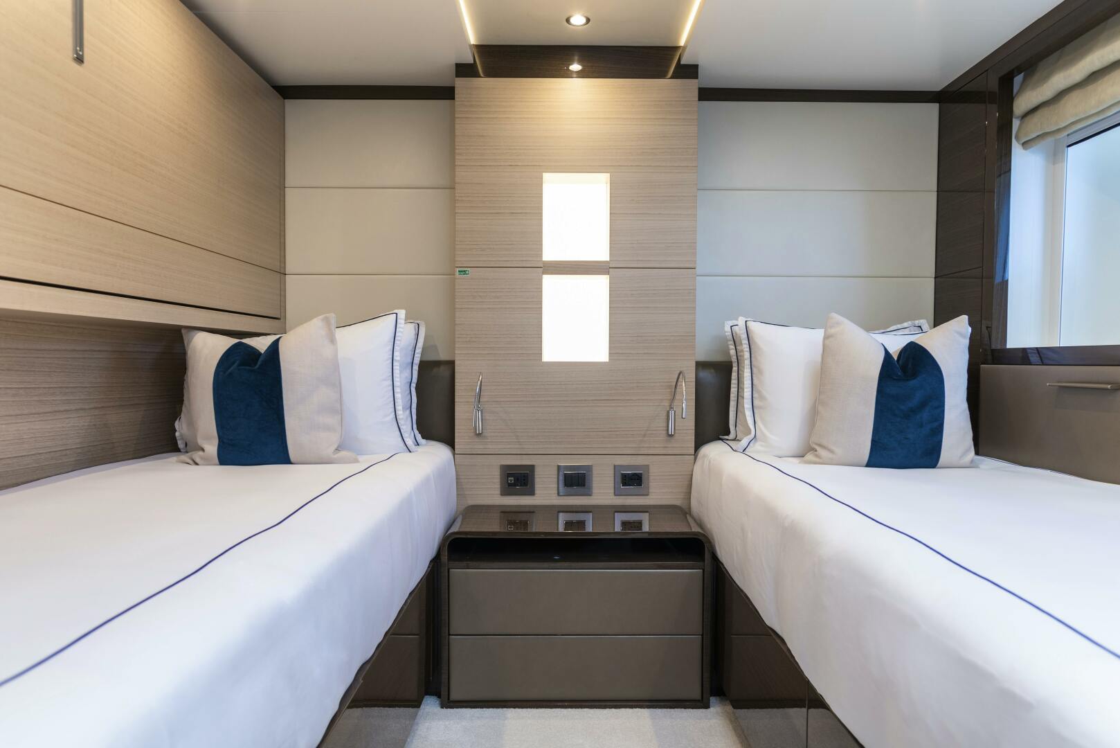 2018 Benetti Benetti Classic Supreme 132 - Image 25