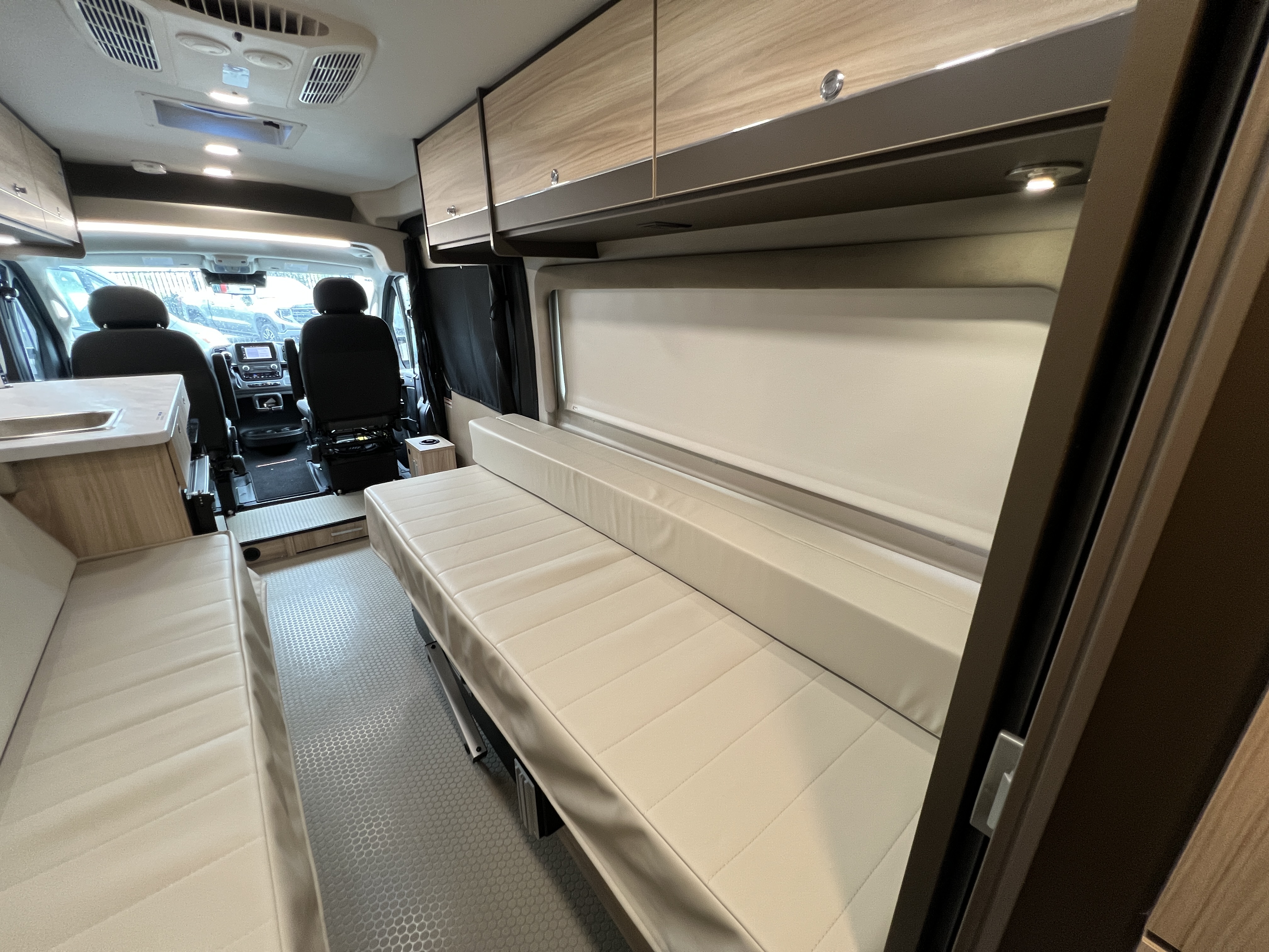 2027 Entegra Coach Ethos 20T - Image 26