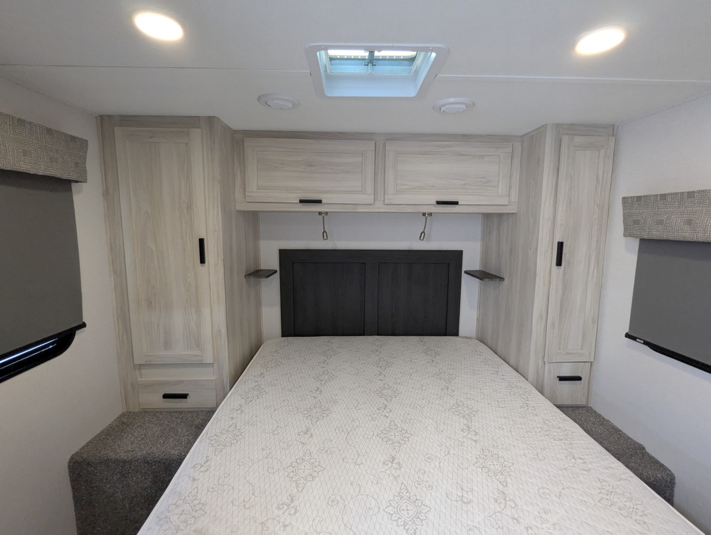 2024 Forest River Sunseeker 2850S LE - Image 25