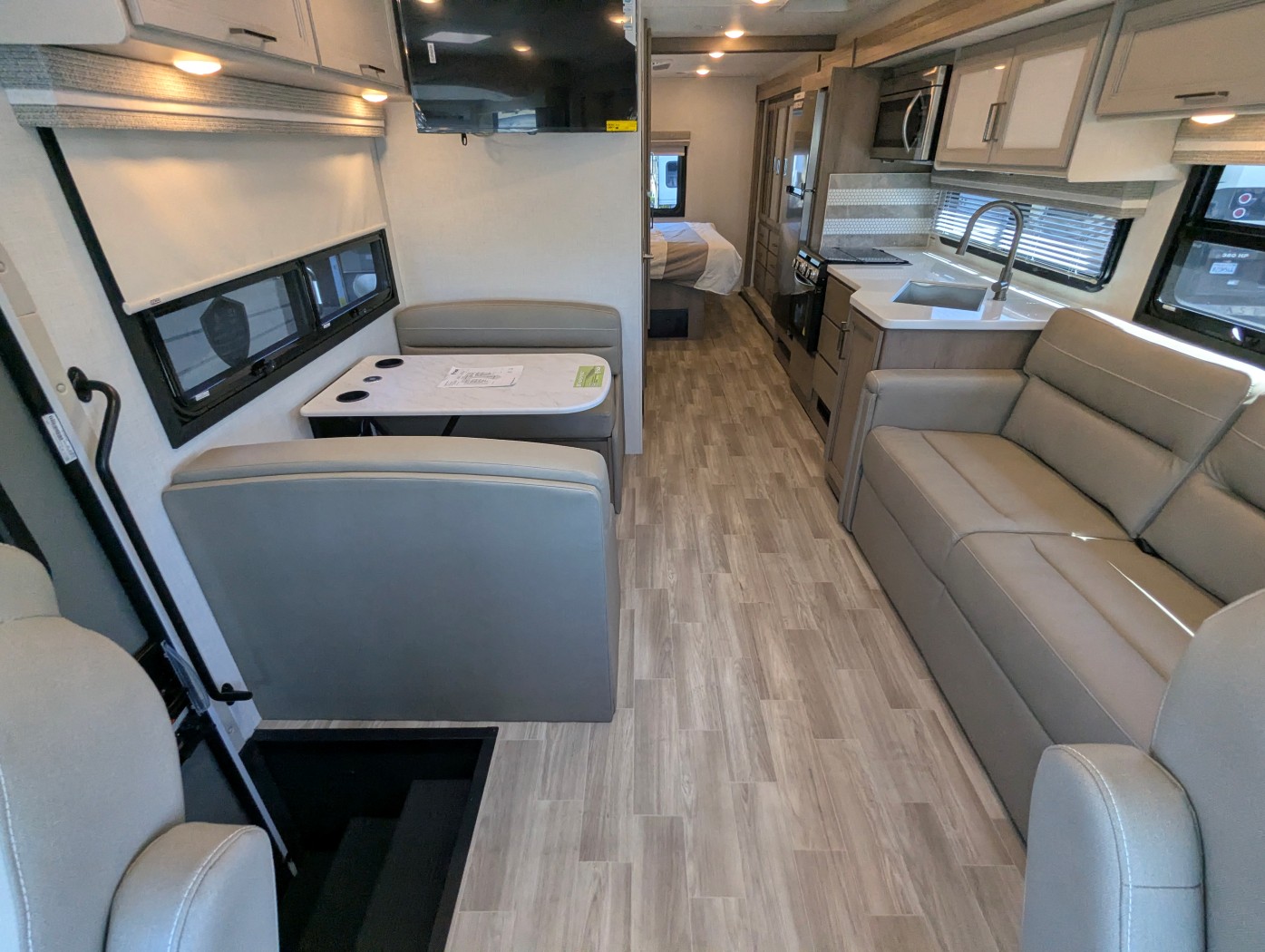 2027 Thor Motor Coach Windsport 29L - Image 20