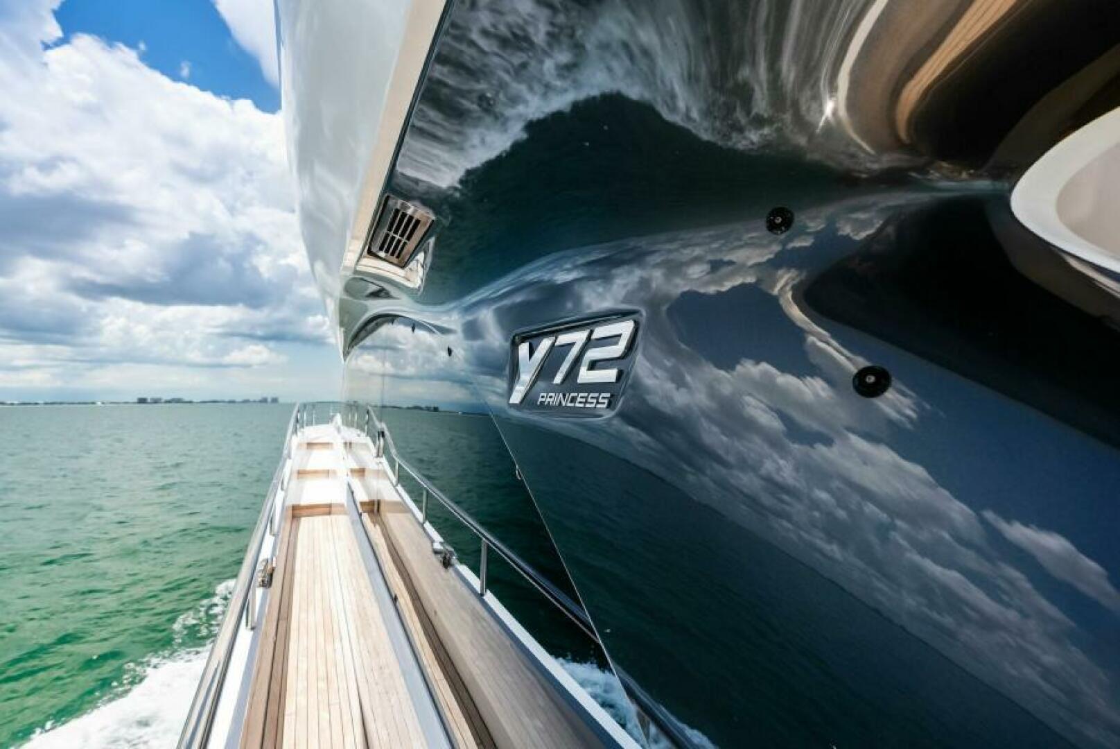 2024 Princess Y72 Motor Yacht - Image 67