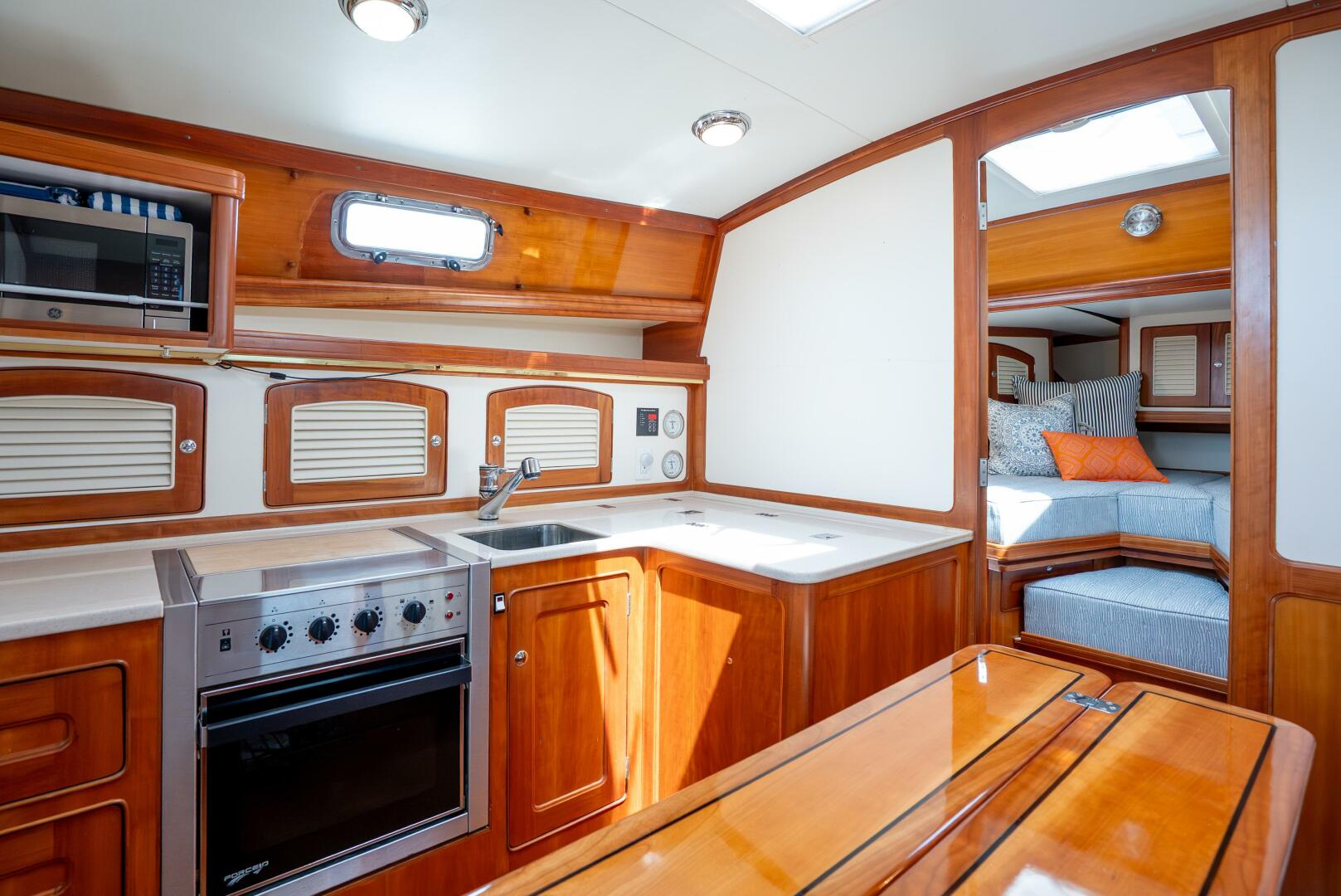 2000 Little Harbor WhisperJet 44 - Image 16