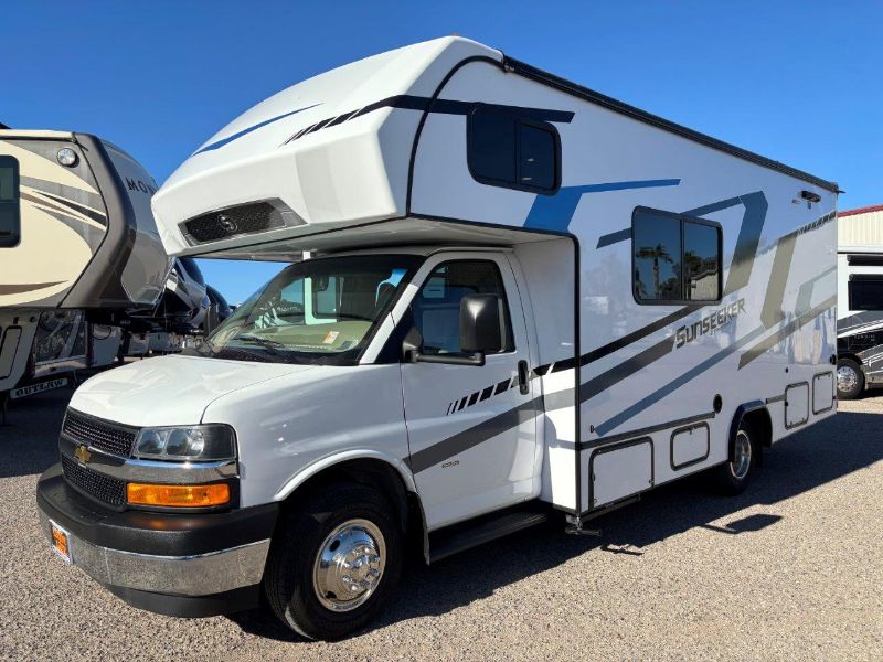 2024 Forest River Sunseeker 2860DS - Image 3