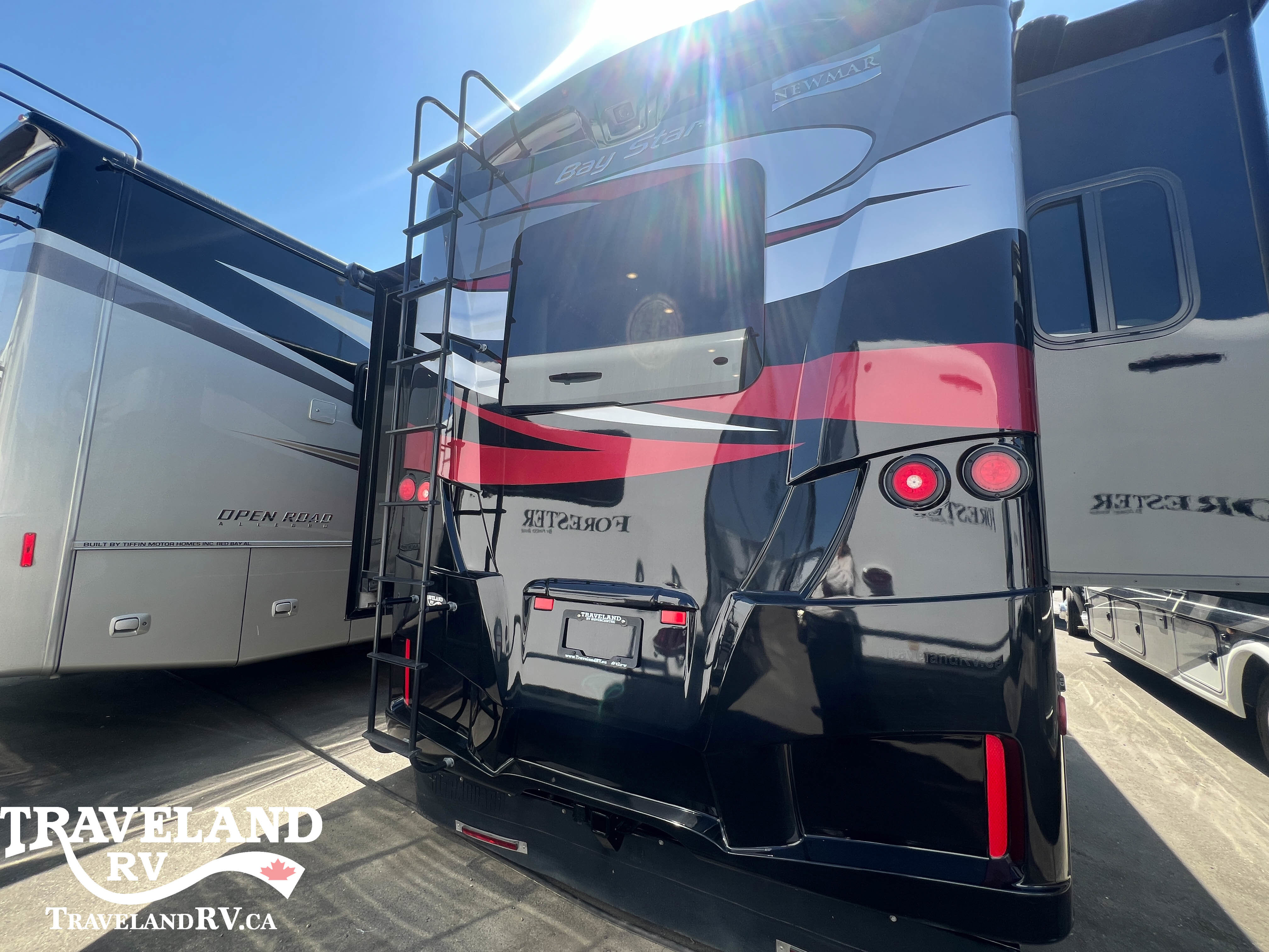 2018 Newmar Bay Star 3401 - Image 3