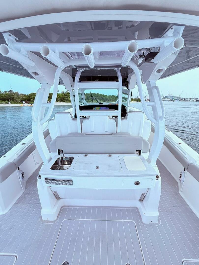 2006 Carver 43 Motor Yacht - Image 112