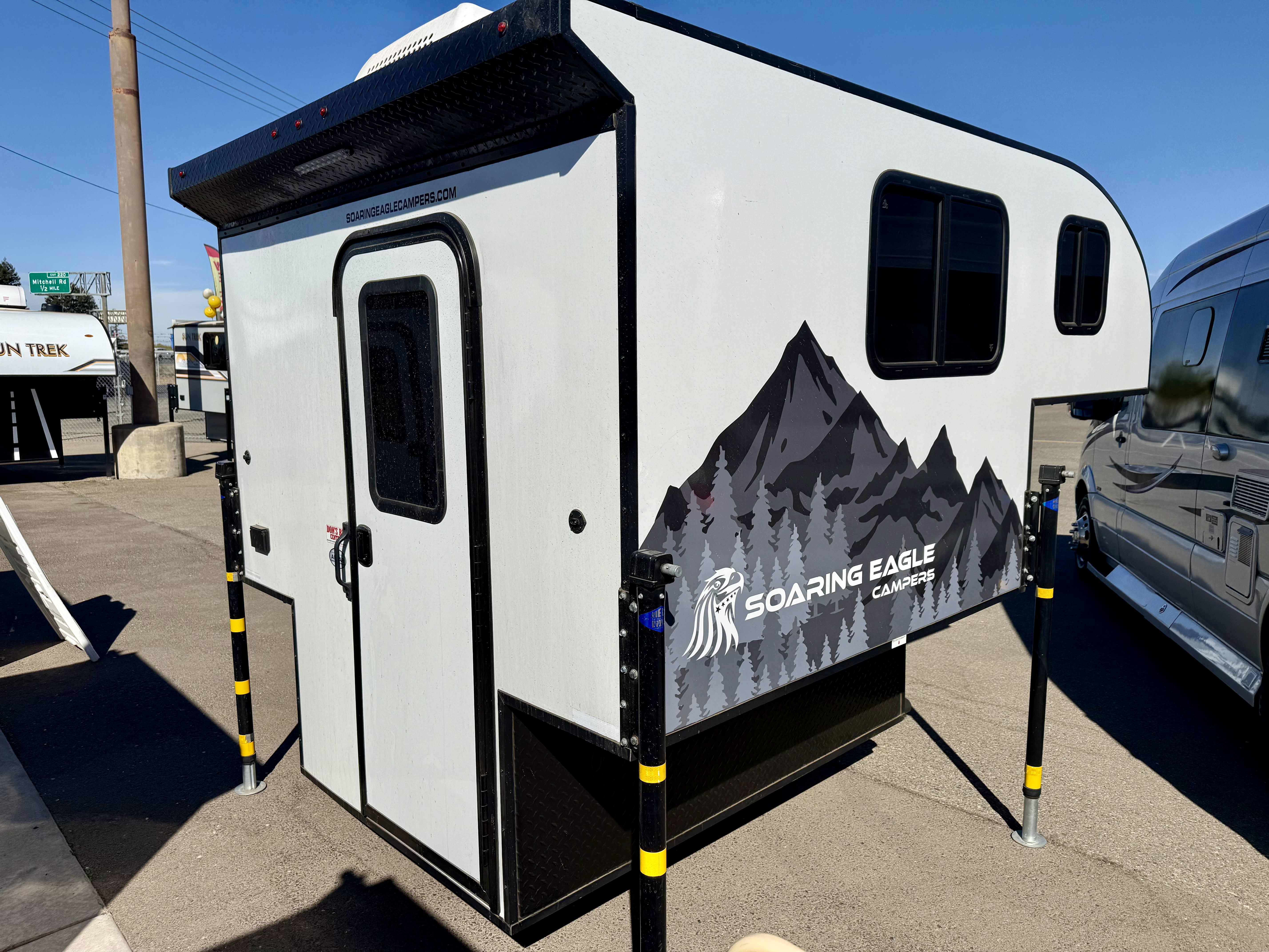 2024 Soaring Eagle ADLAR 6.5XL - Image 1