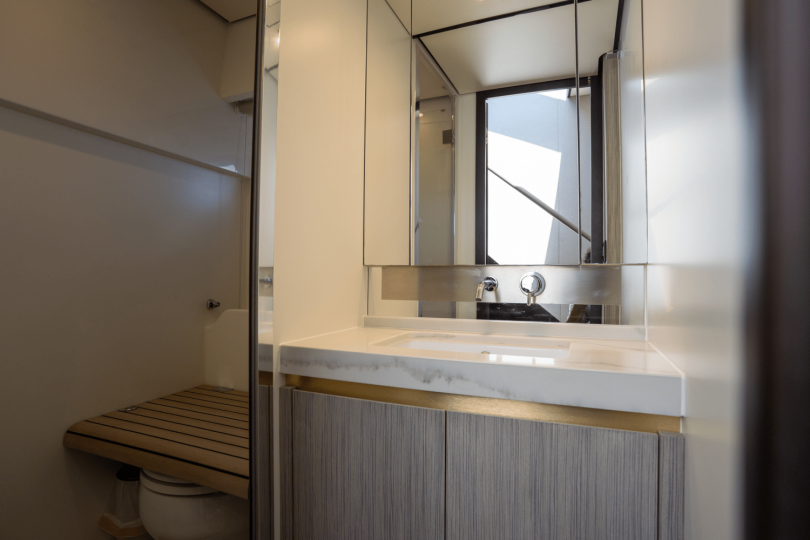 2019 Azimut AZ 60-FLY - Image 59