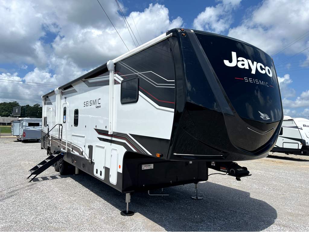 2026 JAYCO SEISMIC 359 - Image 1