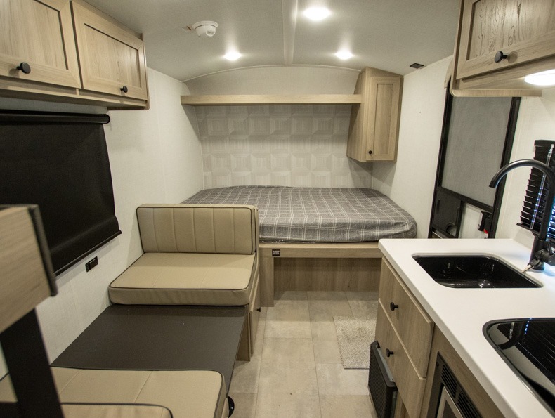 2026 Forest River Rockwood Geo Pro 17LE - Image 17