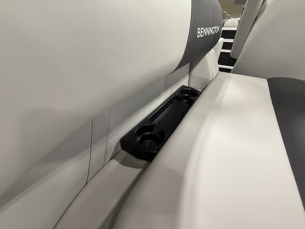 2026 Bennington 20SSR Pontoon - Image 22