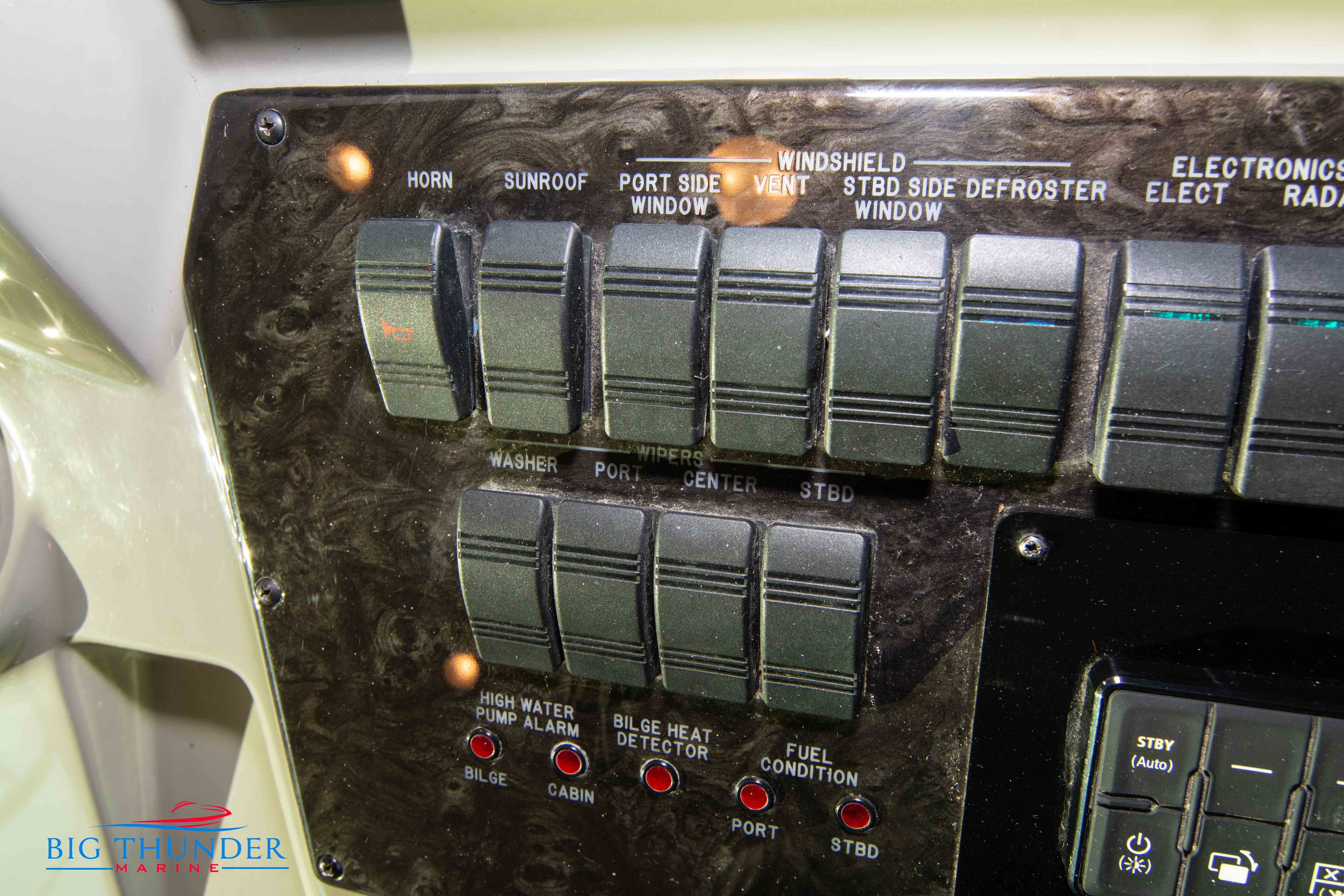 2010 Sea Ray Sundancer 540 - Image 37