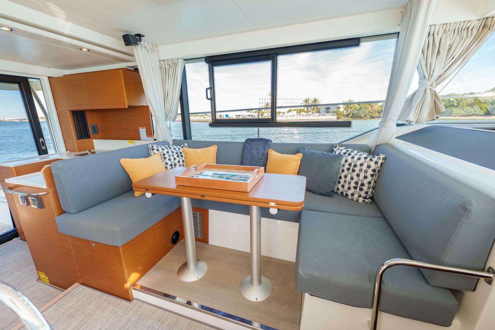 2025 Beneteau - Image 30