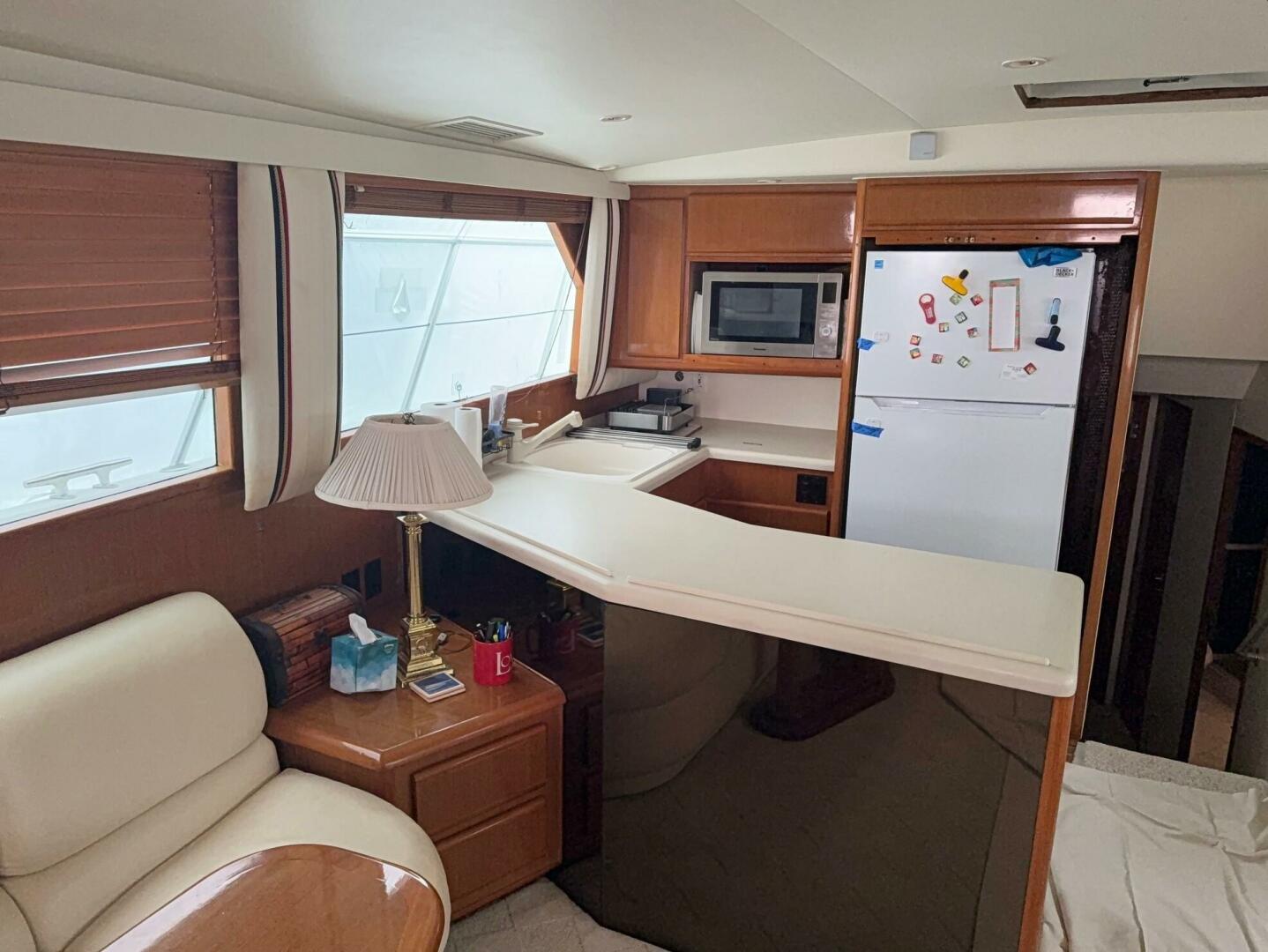 1998 Viking Motor Yacht - Image 15