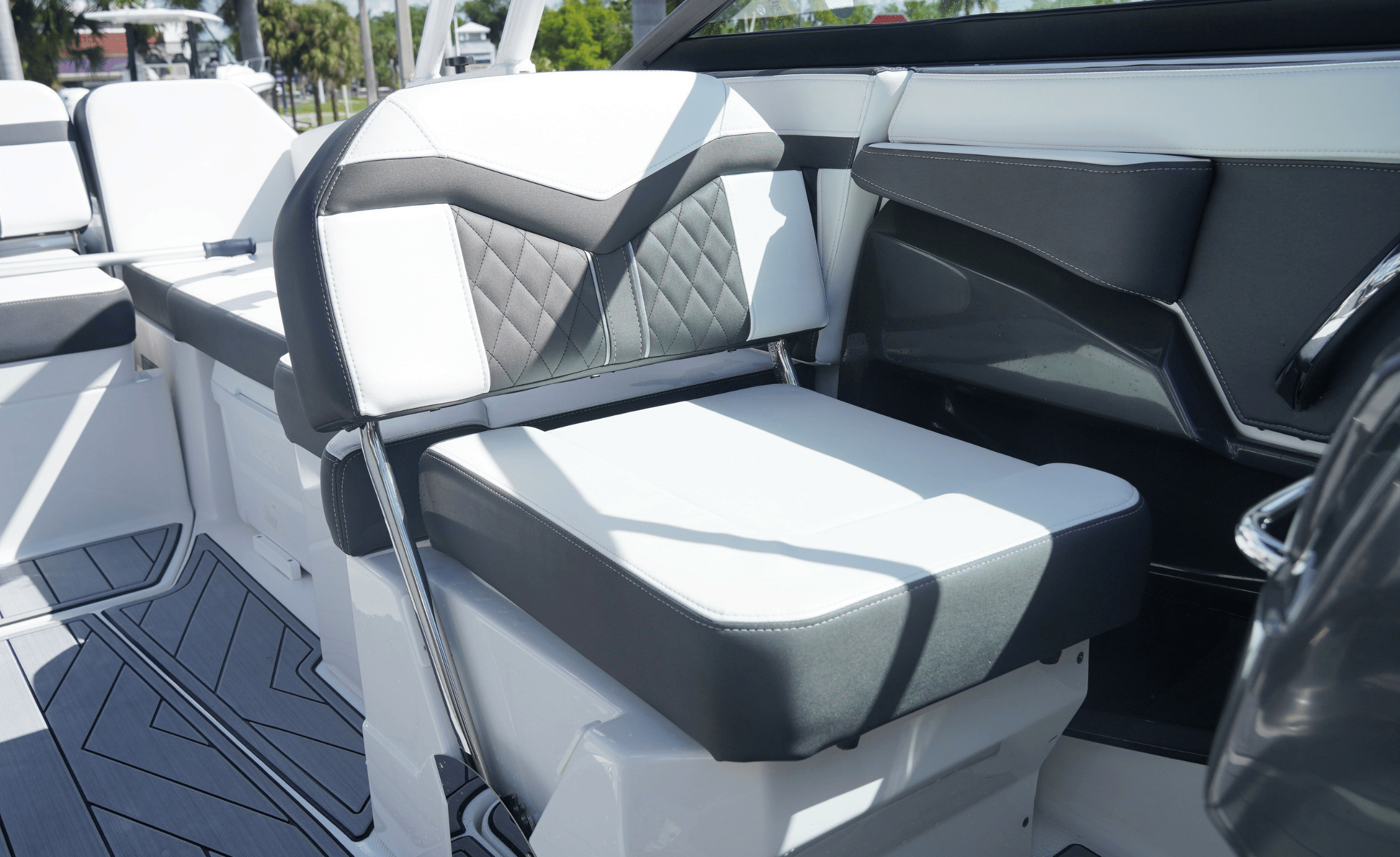 2023 Monterey 255SS - Image 22