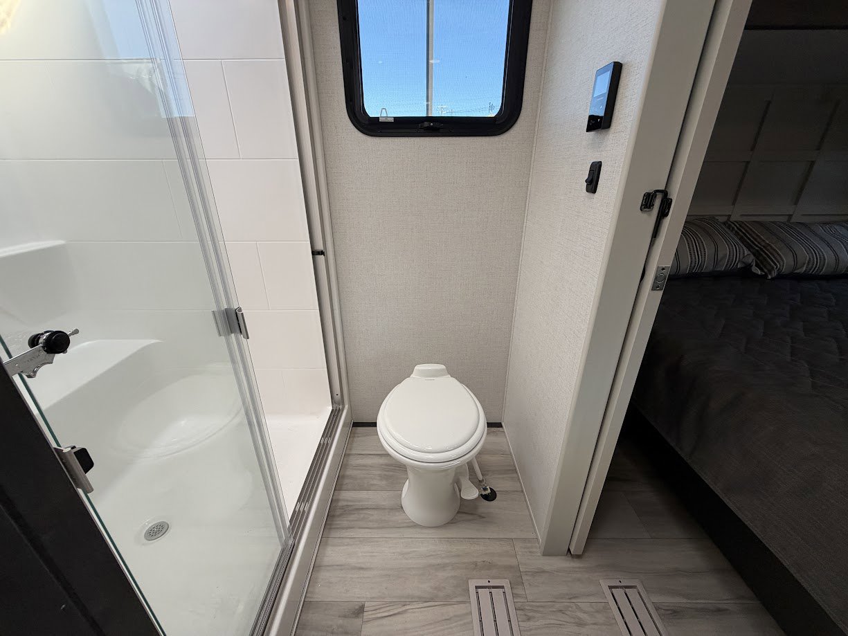 2026 Keystone ALPINE 3710FL - Image 65
