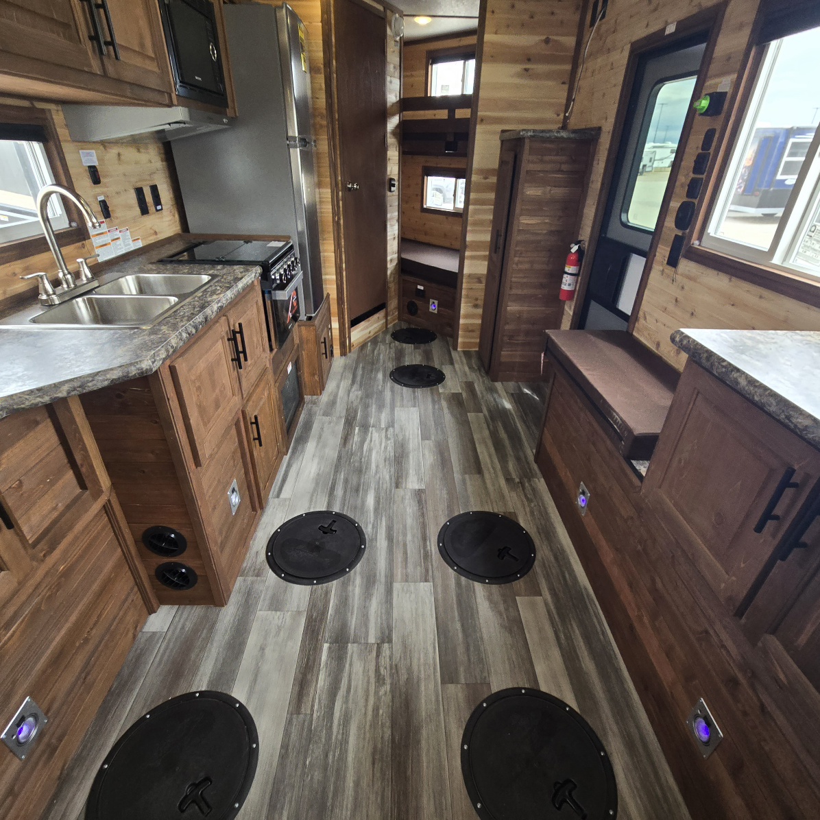 2027 ICE CASTLE RV EXTREME III 8X21 - Image 12