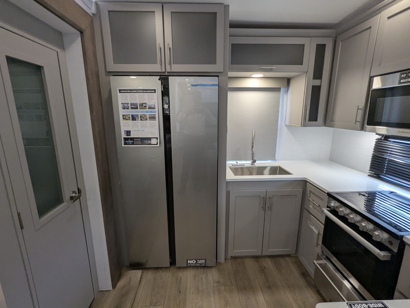 2026 Alliance RV Avenue 35RKS - Image 25