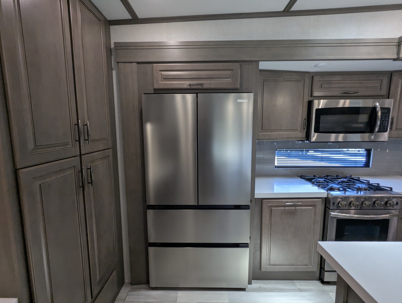 2023 Grand Design Solitude 345GK - Image 33