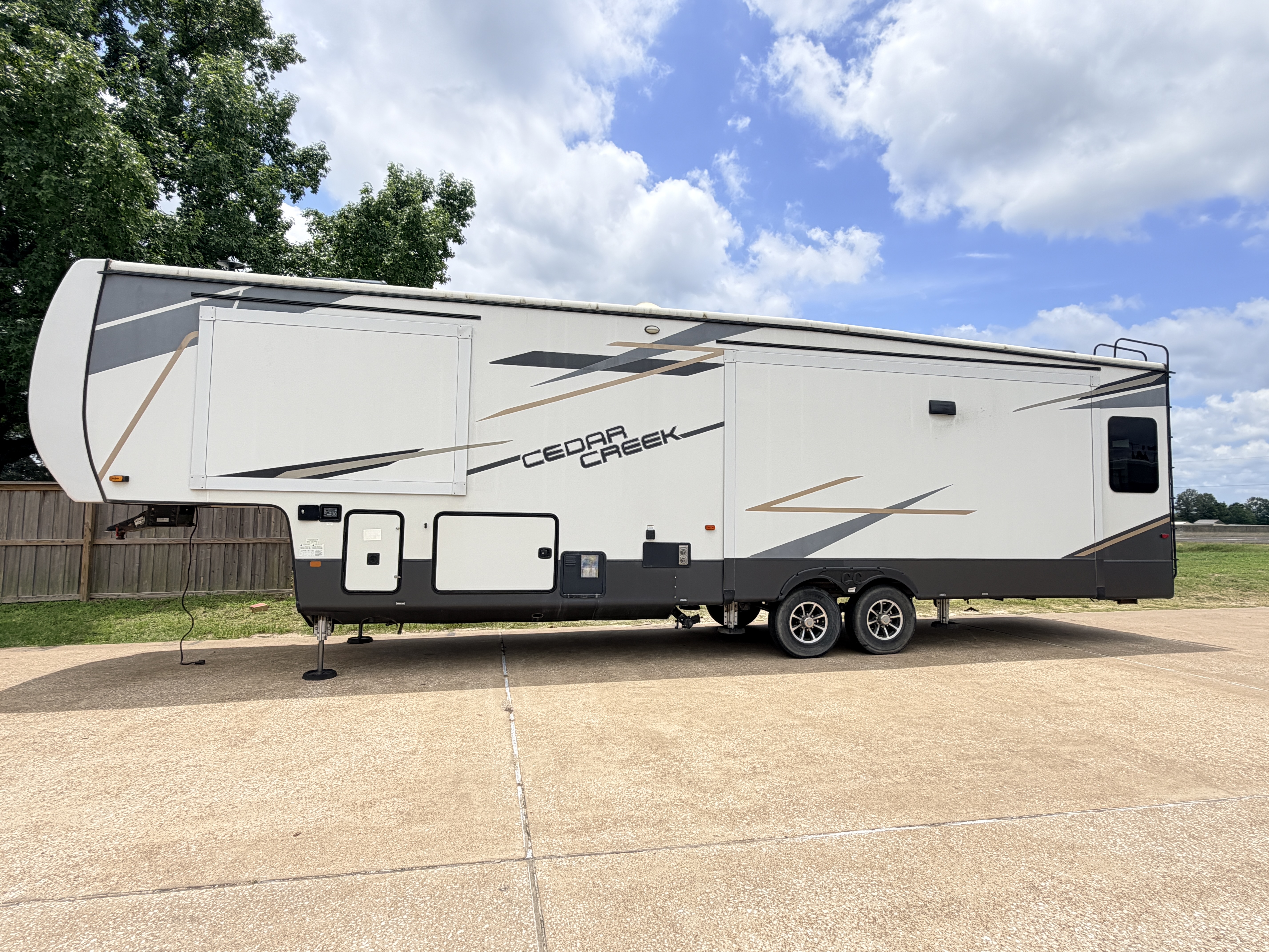2021 Forest River Cedar Creek 360RL - Image 4
