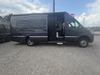2027 AIRSTREAM INTERSTATE 24GL - Image 18