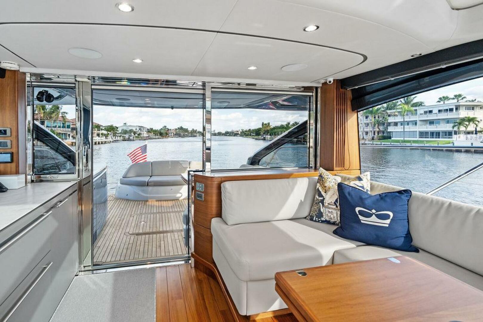 2021 Princess V55 - Image 26