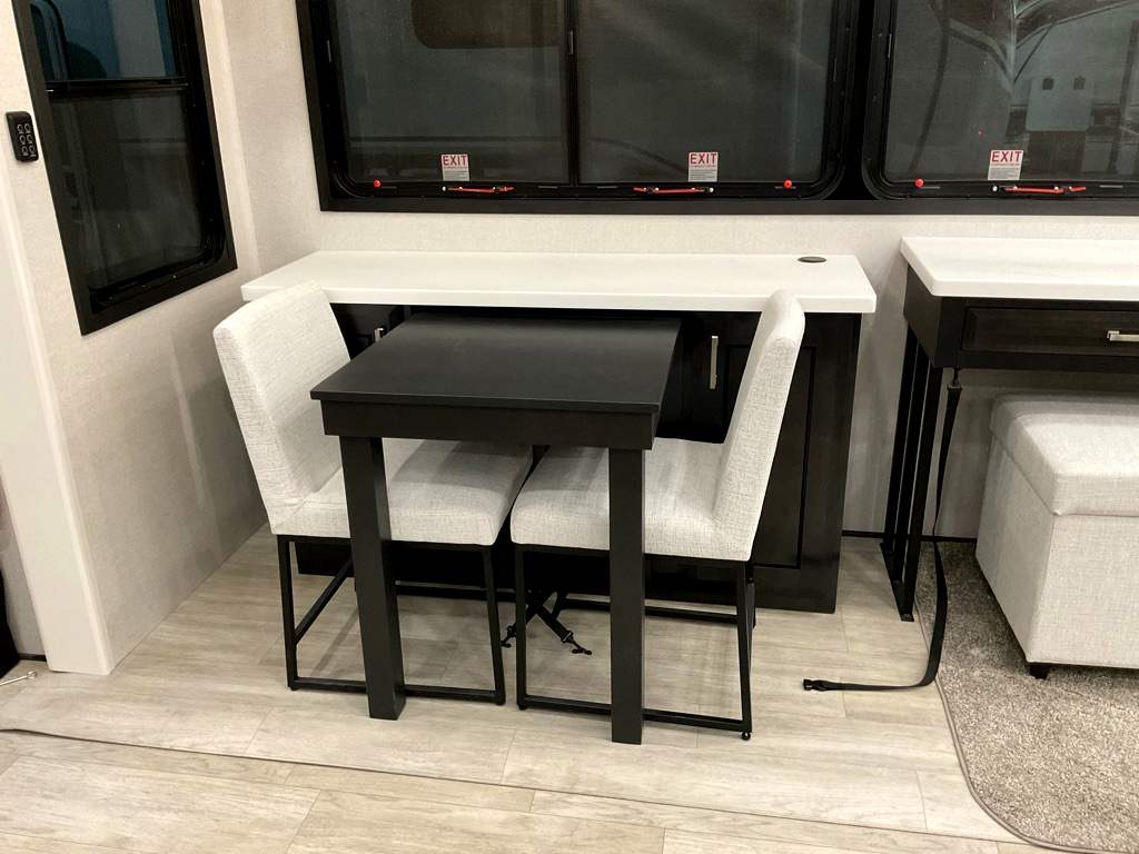 2026 JAYCO PINNACLE 38 FBRK - Image 26
