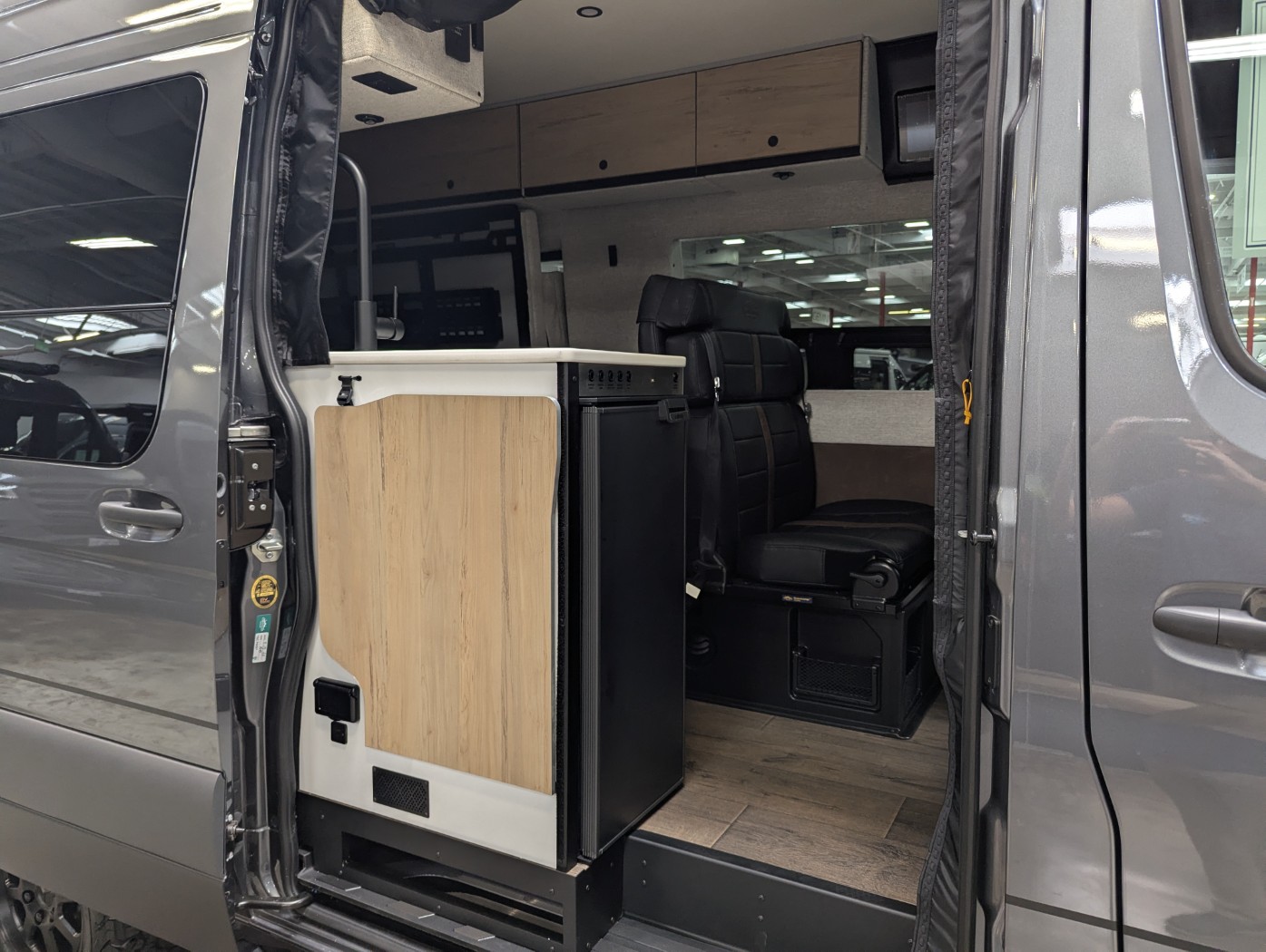 2027 Storyteller Overland Dark Mode OG - Image 12