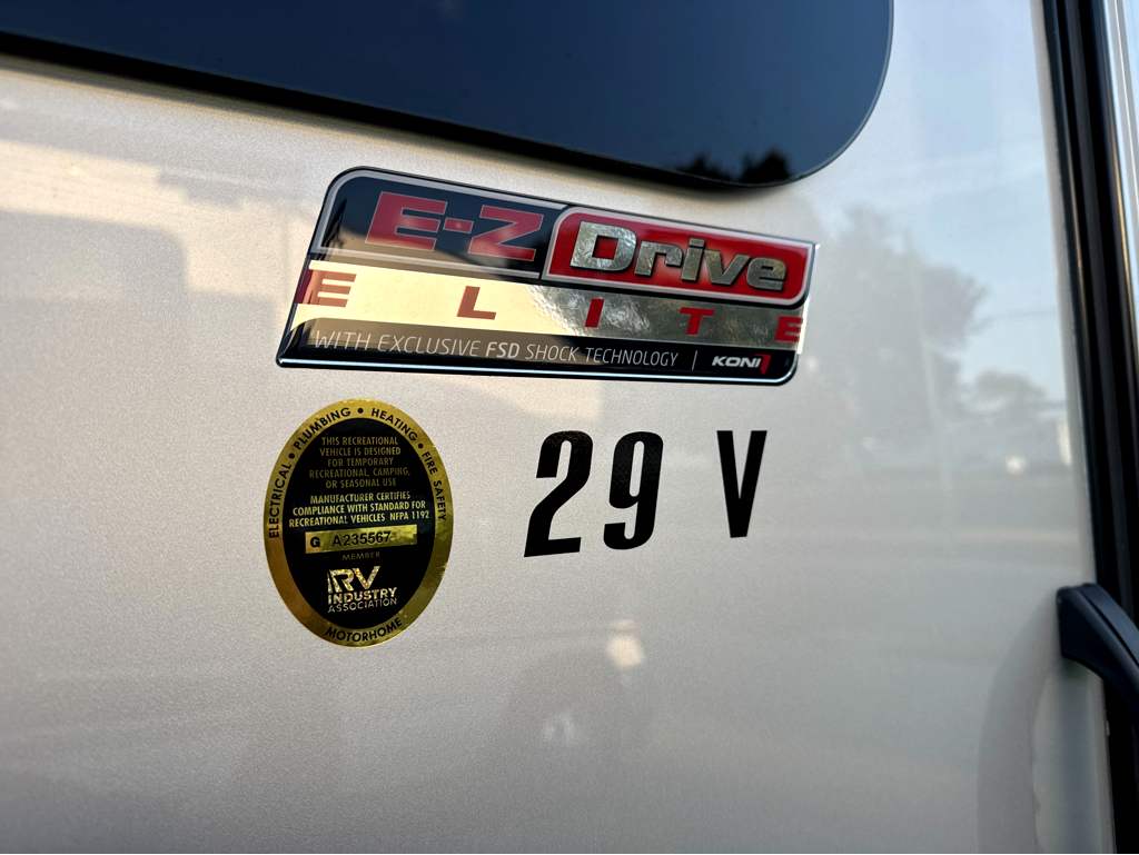 2027 ENTEGRA COACH ODYSSEY 29V - Image 9