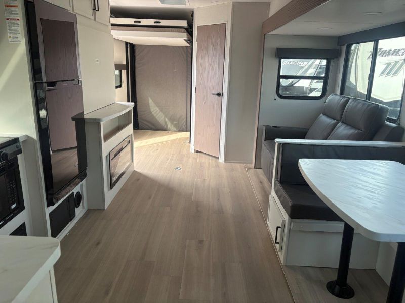 2026 Grand Design Momentum MAV 28MAV - Image 17